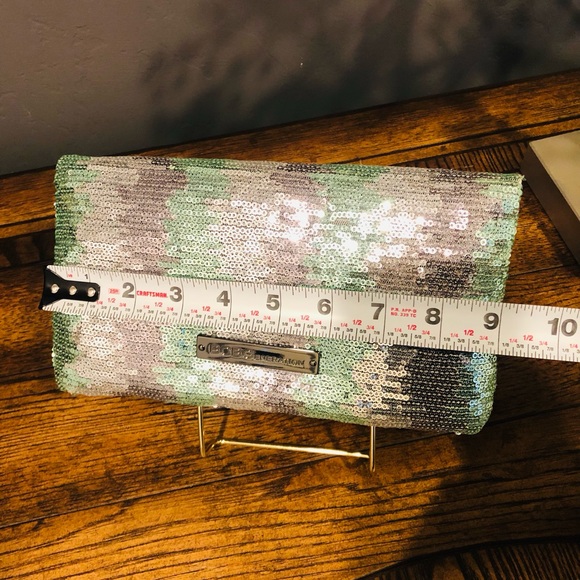 NWT BCBG Holiday Sequins Clutch - Picture 4 of 16